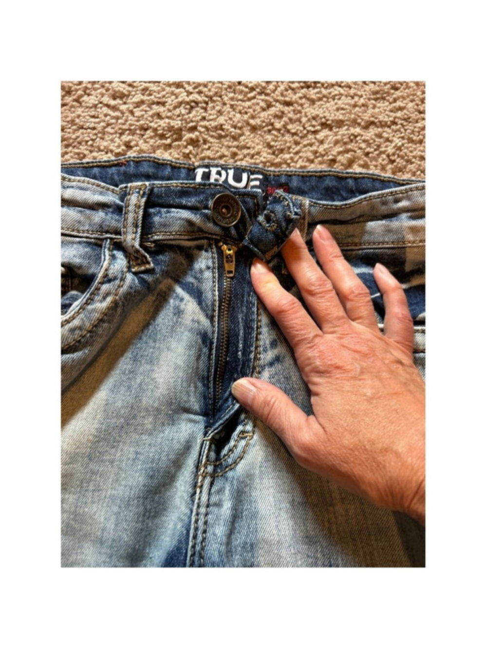 True Indigo Mens Slim Fit Light Acid Wash Embroidered Jeans 30x32 F-119 - Picture 5 of 14